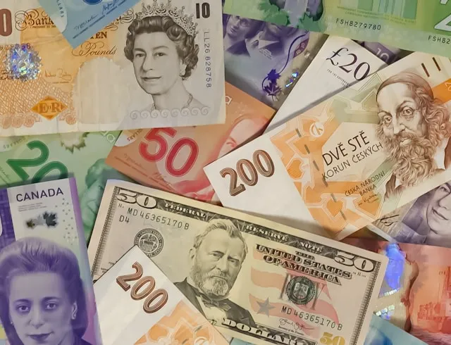 Many bank notes of different foreign currencies such as GBP, Dollars and Euros